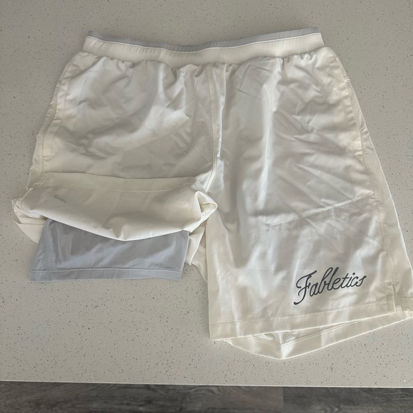 Fabletics Men's White Athletic Shorts - Picture 2 of 3